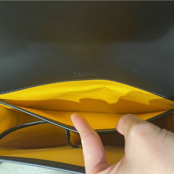 Black and White Crossbody Bag - Picture 14 of 16